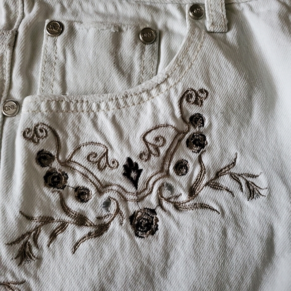 Free People One Teaspoon Lola Awesome Baggies Jeans White Distressed Size 28 - Picture 7 of 15